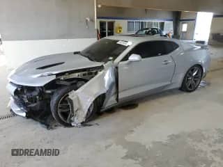 ✅ 2018 Chevrolet Camaro 2SS • VIN: 1G1FH1R79J0109253 • Lot: 80255245. Wystawiony na Copart z przebiegiem 99 923 mil. Bezpłatny archiwum sprzedaży aukcyjnych z USA i szczegółowy raport historii pojazdu na DreamBid. Zdjęcie 1.