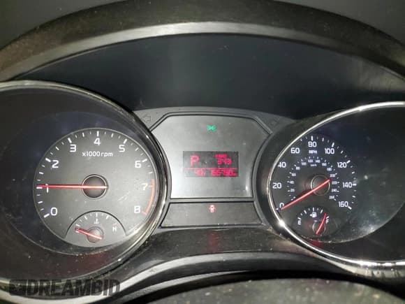 ✅ 2016 Kia Sedona LX • VIN: KNDMB5C12G6134867 • Лот: 92131375. Опубликован ранее на Copart с пробегом 165 750 миль. Бесплатный доступ к архиву аукционных продаж из США и подробный отчёт об истории автомобиля на DreamBid. Изображение 9.