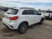 ✅ 2018 Mitsubishi Outlander SEL • VIN: JA4AP4AW5JZ010007 • Лот: 44347205. Опубликован ранее на Copart с пробегом 122 889 миль. Бесплатный доступ к архиву аукционных продаж из США и подробный отчёт об истории автомобиля на DreamBid. Изображение 3.