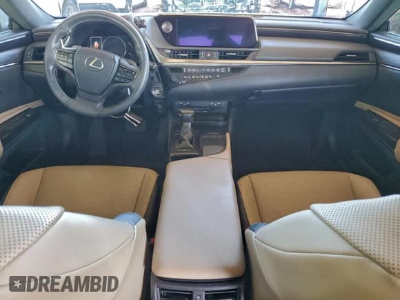 ✅ 2019 Lexus ES 350 Luxury • VIN: 58ABZ1B19KU003375 • Лот: 94378075. Опубликован ранее на Copart с пробегом 7 982 миль. Бесплатный доступ к архиву аукционных продаж из США и подробный отчёт об истории автомобиля на DreamBid. Изображение 8.