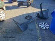 ✅ 2015 Toyota Corolla LE • VIN: 5YFBURHE1FP252386 • Лот: 95434925. Опубликован ранее на Copart с пробегом 94 768 миль. Бесплатный доступ к архиву аукционных продаж из США и подробный отчёт об истории автомобиля на DreamBid. Изображение 12.