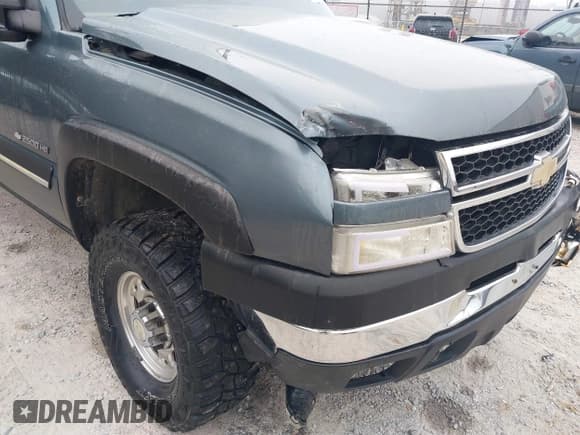 ✅ 2006 Chevrolet Silverado 2500HD LT1 • VIN: 1GCHK23U86F181748 • Lot: 41794661. Listed on IAAI with 204,496 mi. Free auction sales archive from the USA and detailed vehicle history report at DreamBid. Image 12.