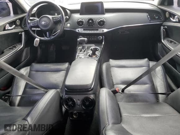 ✅ 2019 Kia Stinger Premium • VIN: KNAE25LAXK6059233 • Лот: 67434235. Опубликован ранее на Copart с пробегом 107 835 миль. Бесплатный доступ к архиву аукционных продаж из США и подробный отчёт об истории автомобиля на DreamBid. Изображение 8.