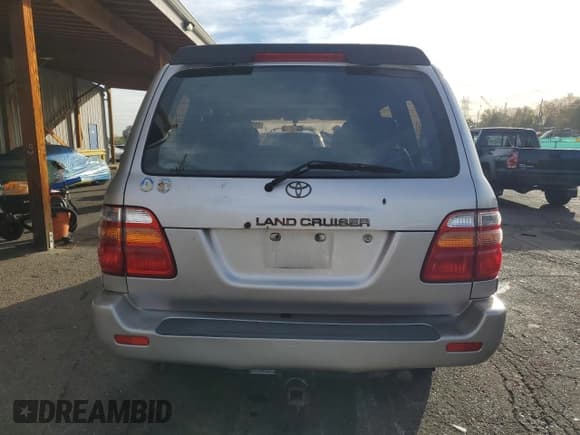 ✅ 1999 Toyota Land Cruiser • VIN: JT3HT05J1X0039741 • Лот: 89829715. Опубликован ранее на Copart с пробегом 314 397 миль. Бесплатный доступ к архиву аукционных продаж из США и подробный отчёт об истории автомобиля на DreamBid. Изображение 6.