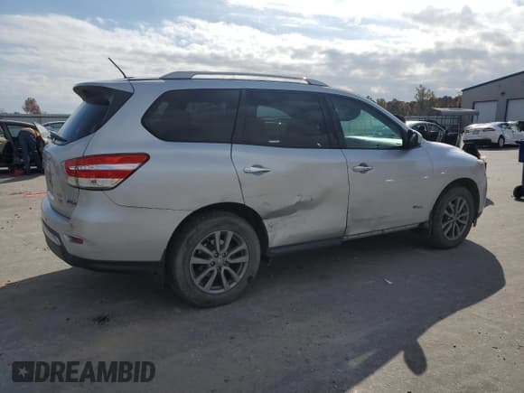 ✅ 2014 Nissan Pathfinder SV Hybrid • VIN: 5N1CR2MM6EC639397 • Lot: 90973375. Listed on Copart with 114,379 mi. Free auction sales archive from the USA and detailed vehicle history report at DreamBid. Image 3.