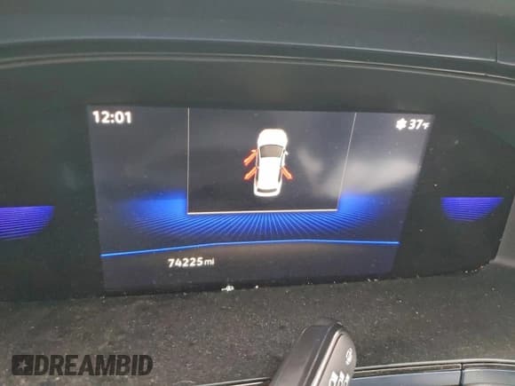 ✅ 2022 Volkswagen Taos SE • VIN: 3VVLX7B2XNM095785 • Lot: 95341615. Listed on Copart with 74,225 mi. Free auction sales archive from the USA and detailed vehicle history report at DreamBid. Image 9.