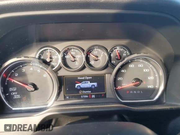 ✅ 2022 Chevrolet Silverado 1500 RST • VIN: 1GCUYEED2NZ234971 • Lot: 92379515. Wystawiony na Copart z przebiegiem 57 586 mil. Bezpłatny archiwum sprzedaży aukcyjnych z USA i szczegółowy raport historii pojazdu na DreamBid. Zdjęcie 9.