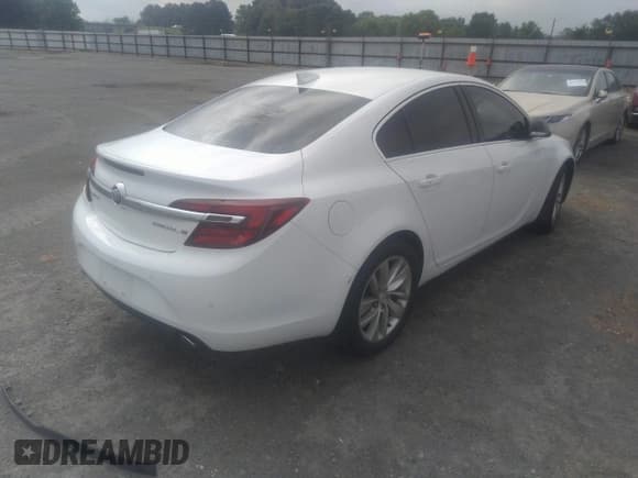 ✅ 2015 Buick Regal Premium I • VIN: 2G4GN5EX1F9195796 • Lot: 42288450. Listed on IAAI with 149,614 mi. Free auction sales archive from the USA and detailed vehicle history report at DreamBid. Image 4.
