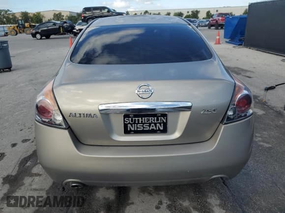✅ 2011 Nissan Altima SL • VIN: 1N4AL2AP5BN434042 • Lot: 86846075. Listed on Copart with 121,068 mi. Free auction sales archive from the USA and detailed vehicle history report at DreamBid. Image 6.