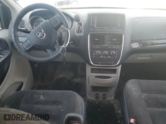 ✅ 2018 Dodge Grand Caravan SE • VIN: 2C4RDGBG5JR129843 • Lot: 86069435. Wystawiony na Copart z przebiegiem 162 613 mil. Bezpłatny archiwum sprzedaży aukcyjnych z USA i szczegółowy raport historii pojazdu na DreamBid. Zdjęcie 8.