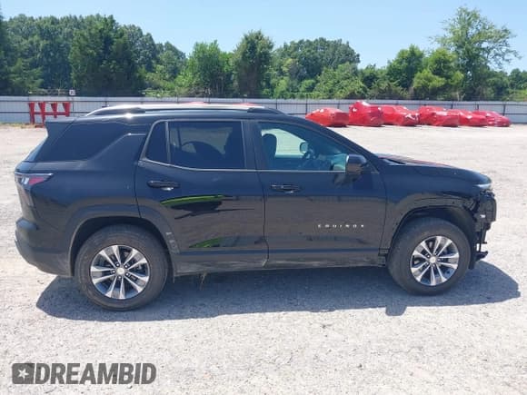 ✅ 2025 Chevrolet Equinox FWD LT • VIN: 3GNAXHEG7SL261109 • Lot: 42672414. Wystawiony na IAAI z przebiegiem 4 697 mil. Bezpłatny archiwum sprzedaży aukcyjnych z USA i szczegółowy raport historii pojazdu na DreamBid. Zdjęcie 14.