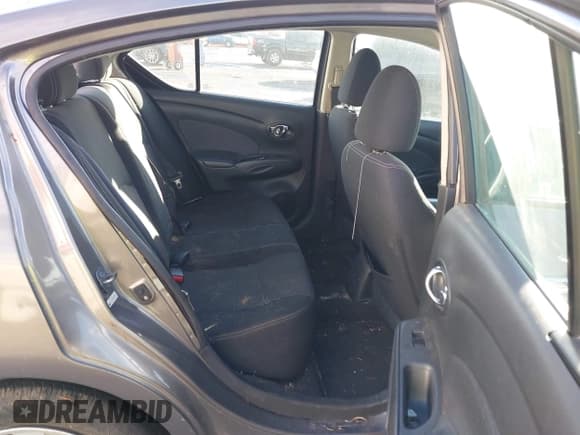 ✅ 2014 Nissan Versa S • VIN: 3N1CN7AP5EK451298 • Лот: 43623953. Опубликован ранее на IAAI с пробегом 148 937 миль. Бесплатный доступ к архиву аукционных продаж из США и подробный отчёт об истории автомобиля на DreamBid. Изображение 8.