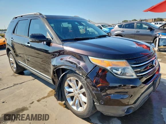 ✅ 2014 Ford Explorer Limited • VIN: 1FM5K7F83EGC12312 • Lot: 85577945. Wystawiony na Copart z przebiegiem 116 956 mil. Bezpłatny archiwum sprzedaży aukcyjnych z USA i szczegółowy raport historii pojazdu na DreamBid. Zdjęcie 4.