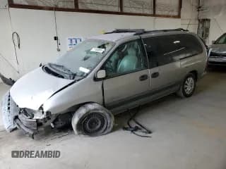 ✅ 1996 Plymouth Voyager SE • VIN: 1P4GP44R4TB450524 • Лот: 71180955. Опубликован ранее на Copart с пробегом Не указан. Бесплатный доступ к архиву аукционных продаж из США и подробный отчёт об истории автомобиля на DreamBid. Изображение 1.