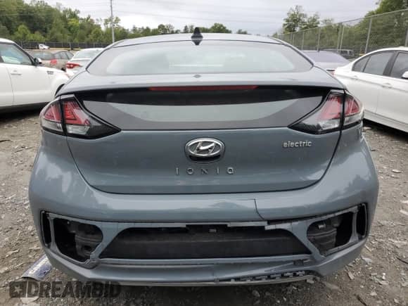 2020 Hyundai Ioniq Limited с VIN KMHC85LJ1LU071272, выставлен на аукционе Copart как лот 72495594 с пробегом 29 659 миль миль и Списание • Salvage title. История ставок и продаж доступна на DreamBid. Изображение 6.