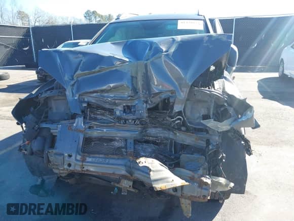 2008 Saturn VUE XR z VIN 3GSCL53748S501086, wystawiony jako IAAI lot #41430851 z przebiegiem Nie podano mil oraz . Historia ofert i sprzedaży dostępna na DreamBid. Obrazek 6.