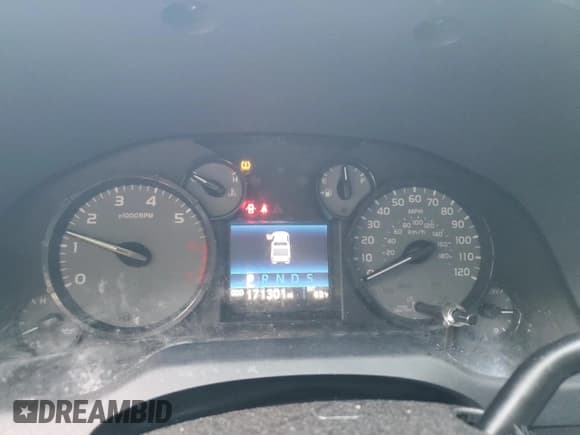 ✅ 2015 Toyota Tundra SR • VIN: 5TFUM5F17FX060389 • Lot: 60153445. Wystawiony na Copart z przebiegiem 171 301 mil. Bezpłatny archiwum sprzedaży aukcyjnych z USA i szczegółowy raport historii pojazdu na DreamBid. Zdjęcie 9.