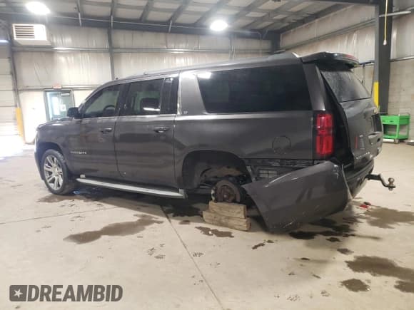 ✅ 2015 Chevrolet Suburban LT • VIN: 1GNSKJKC0FR580846 • Lot: 75865224. Wystawiony na Copart z przebiegiem 146 444 mil. Bezpłatny archiwum sprzedaży aukcyjnych z USA i szczegółowy raport historii pojazdu na DreamBid. Zdjęcie 2.