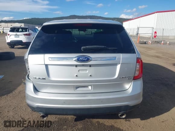 ✅ 2014 Ford Edge Limited • VIN: 2FMDK4KC1EBA30393 • Lot: 43330235. Listed on IAAI with 124,876 mi. Free auction sales archive from the USA and detailed vehicle history report at DreamBid. Image 16.