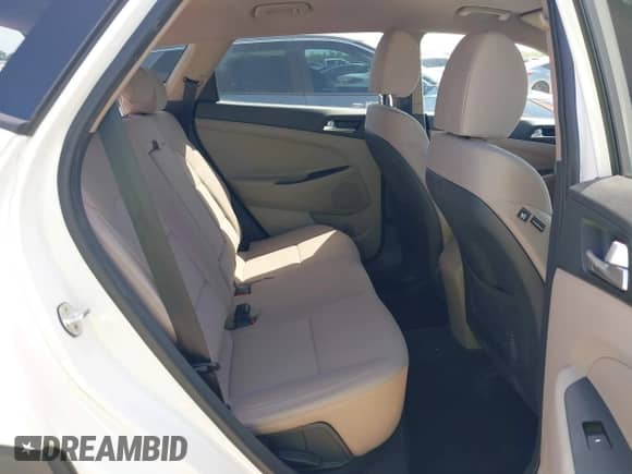 2019 Hyundai Tucson Value с VIN KM8J33A49KU940769, выставлен на аукционе IAAI как лот 42539018 с пробегом 62 648 миль миль и . История ставок и продаж доступна на DreamBid. Изображение 8.