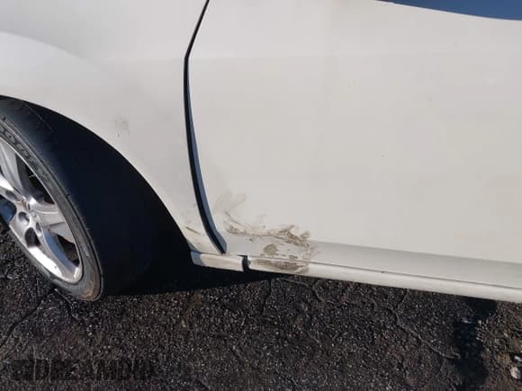 ✅ 2011 Acura TSX • VIN: JH4CU2F62BC015043 • Lot: 43682841. Wystawiony na IAAI z przebiegiem 228 545 mil. Bezpłatny archiwum sprzedaży aukcyjnych z USA i szczegółowy raport historii pojazdu na DreamBid. Zdjęcie 6.