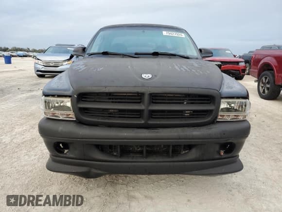 ✅ 2004 Dodge Dakota Sport • VIN: 1D7GL32N04S653993 • Lot: 79427924. Wystawiony na Copart z przebiegiem 165 338 mil. Bezpłatny archiwum sprzedaży aukcyjnych z USA i szczegółowy raport historii pojazdu na DreamBid. Zdjęcie 5.