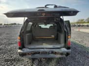 ✅ 2005 Chevrolet Suburban Z71 • VIN: 3GNFK16Z95G229125 • Lot: 86540505. Listed on Copart with 273,282 mi. Free auction sales archive from the USA and detailed vehicle history report at DreamBid. Image 6.