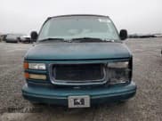 ✅ 1998 GMC Savana Cargo YF7 • VIN: 1GDFG15R5W1096726 • Lot: 83836574. Wystawiony na Copart z przebiegiem Nie podano. Bezpłatny archiwum sprzedaży aukcyjnych z USA i szczegółowy raport historii pojazdu na DreamBid. Zdjęcie 5.