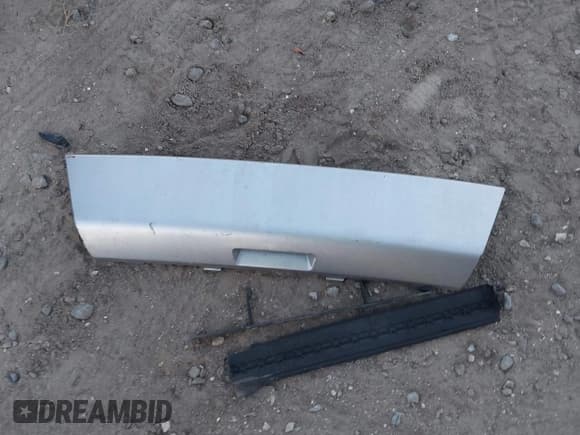 ✅ 2017 Ford Explorer Limited • VIN: 1FM5K7F88HGB50460 • Lot: 43649262. Wystawiony na IAAI z przebiegiem 172 714 mil. Bezpłatny archiwum sprzedaży aukcyjnych z USA i szczegółowy raport historii pojazdu na DreamBid. Zdjęcie 12.