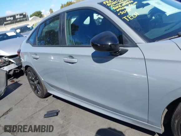 ✅ 2025 Honda Civic Sport • VIN: 2HGFE2F5XSH539221 • Lot: 43325621. Listed on IAAI with 11,878 mi. Free auction sales archive from the USA and detailed vehicle history report at DreamBid. Image 13.