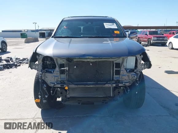 ✅ 2023 Lexus GX 460 Premium • VIN: JTJAM7BX5P5365232 • Lot: 43560466. Wystawiony na IAAI z przebiegiem 31 699 mil. Bezpłatny archiwum sprzedaży aukcyjnych z USA i szczegółowy raport historii pojazdu na DreamBid. Zdjęcie 13.