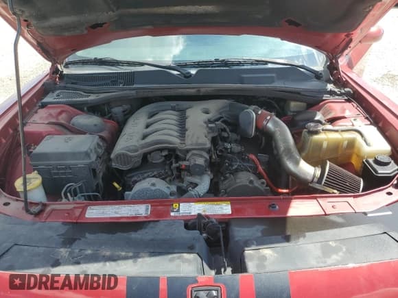 ✅ 2010 Dodge Challenger SE • VIN: 2B3CJ4DV1AH265404 • Lot: 56888724. Wystawiony na Copart z przebiegiem Nie podano. Bezpłatny archiwum sprzedaży aukcyjnych z USA i szczegółowy raport historii pojazdu na DreamBid. Zdjęcie 11.