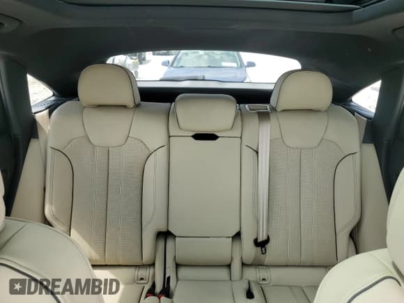 ✅ 2022 Audi Q5 Sportback S line Premium Plus • VIN: WA15AAFY2N2049972 • Lot: 56050245. Listed on Copart with 42,730 mi. Free auction sales archive from the USA and detailed vehicle history report at DreamBid. Image 10.