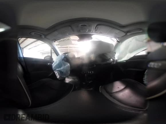 ✅ 2021 FIAT 500X Trekking • VIN: ZFBNF3B17MP909591 • Lot: 41256551. Wystawiony na IAAI z przebiegiem 58 688 mil. Bezpłatny archiwum sprzedaży aukcyjnych z USA i szczegółowy raport historii pojazdu na DreamBid. Zdjęcie 18.