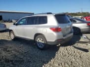✅ 2013 Toyota Highlander Plus • VIN: 5TDBK3EH9DS228925 • Lot: 86829745. Listed on Copart with 128,060 mi. Free auction sales archive from the USA and detailed vehicle history report at DreamBid. Image 2.