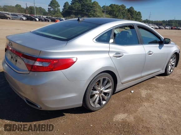 ✅ 2012 Hyundai Azera • VIN: KMHFH4JG5CA124572 • Лот: 43476903. Опубликован ранее на IAAI с пробегом 193 959 миль. Бесплатный доступ к архиву аукционных продаж из США и подробный отчёт об истории автомобиля на DreamBid. Изображение 4.