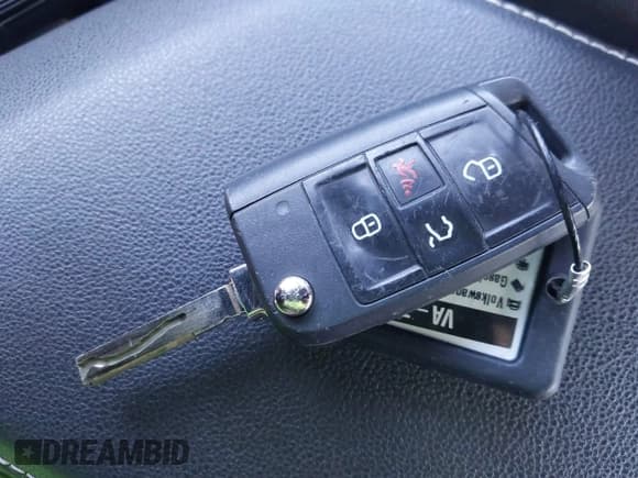 ✅ 2024 Volkswagen Jetta S • VIN: 3VW5M7BU2RM007476 • Lot: 43674022. Listed on IAAI with 47,377 mi. Free auction sales archive from the USA and detailed vehicle history report at DreamBid. Image 11.