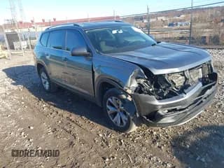 ✅ 2018 Volkswagen Atlas S • VIN: 1V2AP2CA1JC598419 • Lot: 43695668. Listed on IAAI with 77,828 mi. Free auction sales archive from the USA and detailed vehicle history report at DreamBid. Image 1.