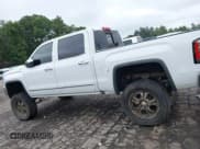 ✅ 2018 GMC Sierra 1500 SLT • VIN: 3GTU2NEC2JG552849 • Лот: 43304475. Опубликован ранее на IAAI с пробегом 138 930 миль. Бесплатный доступ к архиву аукционных продаж из США и подробный отчёт об истории автомобиля на DreamBid. Изображение 15.