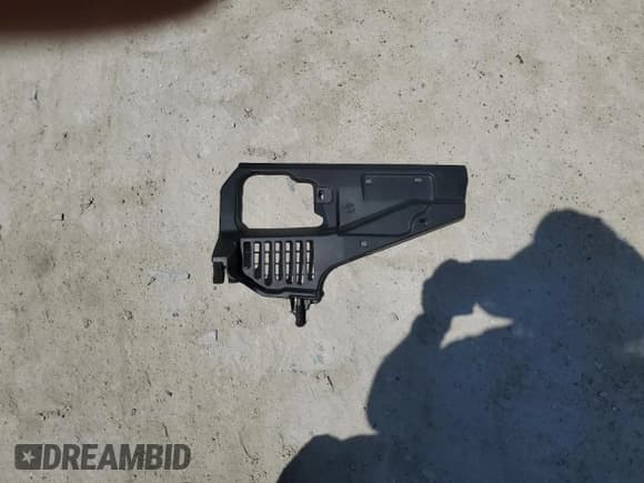 ✅ 2022 Toyota 4Runner SR5 Premium • VIN: JTENU5JRXN5986888 • Lot: 57320855. Listed on Copart with 64,928 mi. Free auction sales archive from the USA and detailed vehicle history report at DreamBid. Image 13.