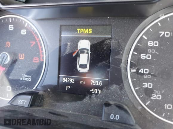 ✅ 2015 Audi A4 Premium Plus • VIN: WAUFFAFLXFN002685 • Lot: 43433313. Listed on IAAI with 94,292 mi. Free auction sales archive from the USA and detailed vehicle history report at DreamBid. Image 15.