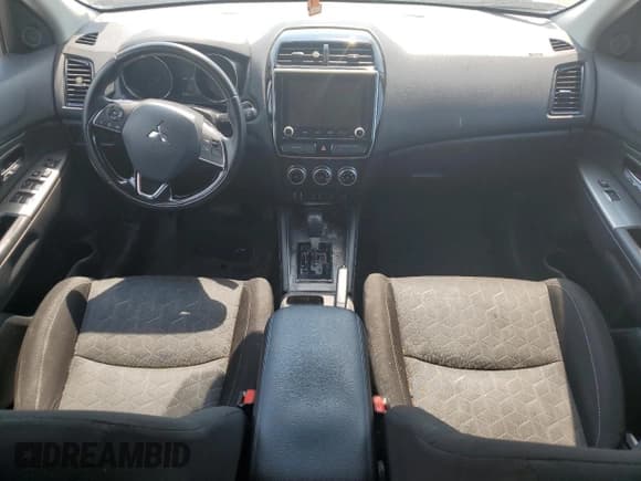 ✅ 2020 Mitsubishi Outlander ES • VIN: JA4AR3AU5LU024296 • Lot: 67610205. Listed on Copart with 101,812 mi. Free auction sales archive from the USA and detailed vehicle history report at DreamBid. Image 8.