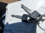 ✅ 1997 Ford Crown Victoria Police • VIN: 2FALP71WXVX188965 • Лот: 42702134. Опубликован ранее на IAAI с пробегом 322 848 миль. Бесплатный доступ к архиву аукционных продаж из США и подробный отчёт об истории автомобиля на DreamBid. Изображение 11.