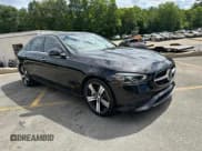 ✅ 2024 Mercedes-Benz C 300 • VIN: W1KAF4HB1RR184850 • Lot: 69007255. Wystawiony na Copart z przebiegiem 25 664 mil. Bezpłatny archiwum sprzedaży aukcyjnych z USA i szczegółowy raport historii pojazdu na DreamBid. Zdjęcie 4.