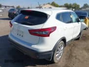 ✅ 2022 Nissan Rogue S • VIN: JN1BJ1AV5NW346221 • Lot: 43657567. Wystawiony na IAAI z przebiegiem 85 774 mil. Bezpłatny archiwum sprzedaży aukcyjnych z USA i szczegółowy raport historii pojazdu na DreamBid. Zdjęcie 4.