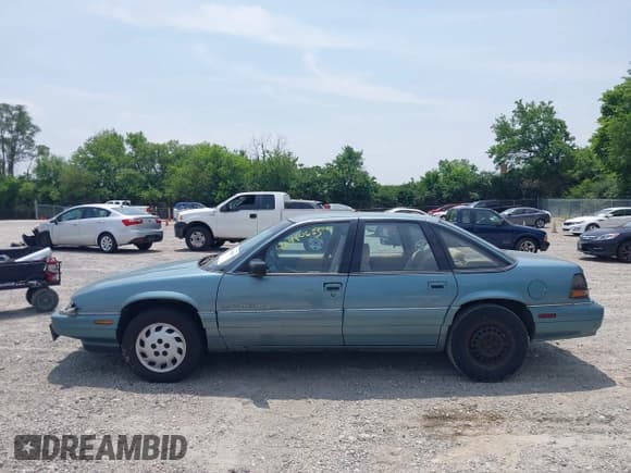 ✅ 1992 Pontiac Grand Prix LE • VIN: 1G2WH54T9NF318762 • Лот: 42480633. Опубликован ранее на IAAI с пробегом 53 773 миль. Бесплатный доступ к архиву аукционных продаж из США и подробный отчёт об истории автомобиля на DreamBid. Изображение 15.