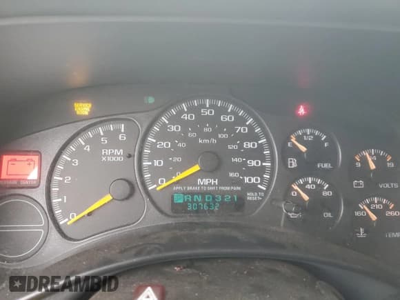 ✅ 2000 Chevrolet Suburban LS • VIN: 3GNFK16TXYG205867 • Лот: 87032424. Опубликован ранее на Copart с пробегом 307 632 миль. Бесплатный доступ к архиву аукционных продаж из США и подробный отчёт об истории автомобиля на DreamBid. Изображение 9.
