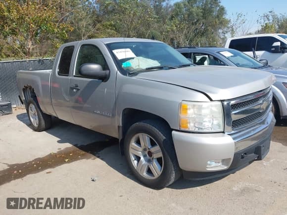 ✅ 2007 Chevrolet Silverado 1500 LTZ • VIN: 2GCEC190371708912 • Lot: 43456609. Listed on IAAI with 145,468 mi. Free auction sales archive from the USA and detailed vehicle history report at DreamBid. Image 1.