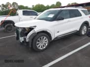 ✅ 2023 Ford Explorer King Ranch • VIN: 1FM5K7LC7PGA12707 • Lot: 42301557. Wystawiony na IAAI z przebiegiem 31 897 mil. Bezpłatny archiwum sprzedaży aukcyjnych z USA i szczegółowy raport historii pojazdu na DreamBid. Zdjęcie 17.