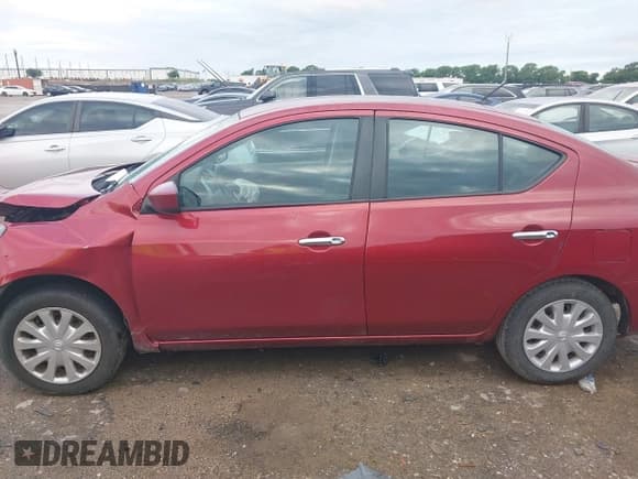 ✅ 2017 Nissan Versa SV • VIN: 3N1CN7AP2HK463994 • Lot: 42381723. Listed on IAAI with 133,760 mi. Free auction sales archive from the USA and detailed vehicle history report at DreamBid. Image 14.